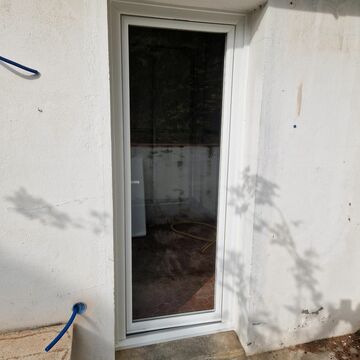Rénovation de menuiseries PVC pour une maison chaurienne