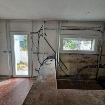 Rénovation de menuiseries PVC pour une maison chaurienne