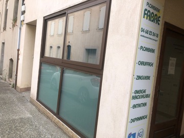 Artisan menuisier à Castelnaudary : transformation complète d’une devanture