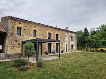 Pose d'une magnifique pergola aux alentours de Villefranche de lauragais