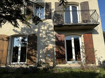 Modernisation des menuiseries d'une maison à Castelnaudary - Avant 