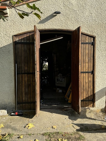 Modernisation des menuiseries d'une maison à Castelnaudary - Avant