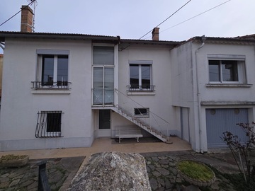 Nouvelle vie pour cette maison à Carcassonne grâce à nos menuiseries sur-mesure !